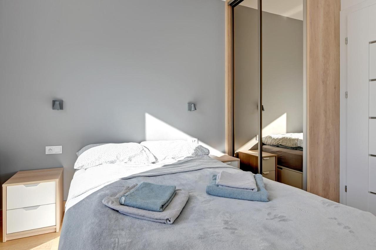 Holiday Apartment Near The Sea - Free Private Parking Гданьск Экстерьер фото